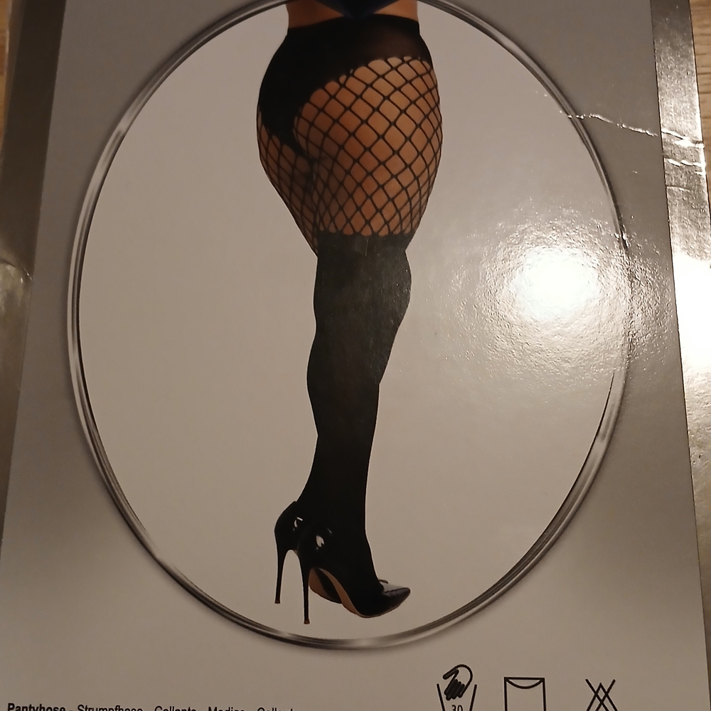 Black Fishnet Tights - Picture 4 of 4
